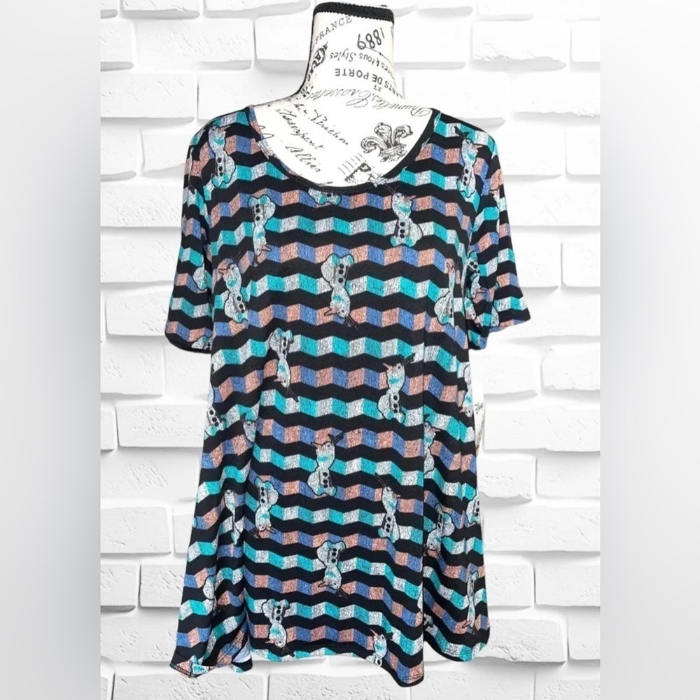 LuLaRoe Womens Small Perfect Tee Disney’s Olaf The Snowman Side Slits Scoop Neck